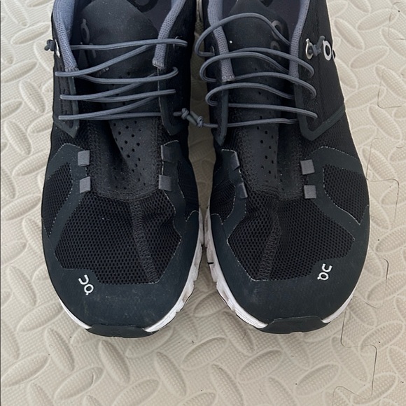 ON Men's Black Athletic Shoes - Picture 4 of 7